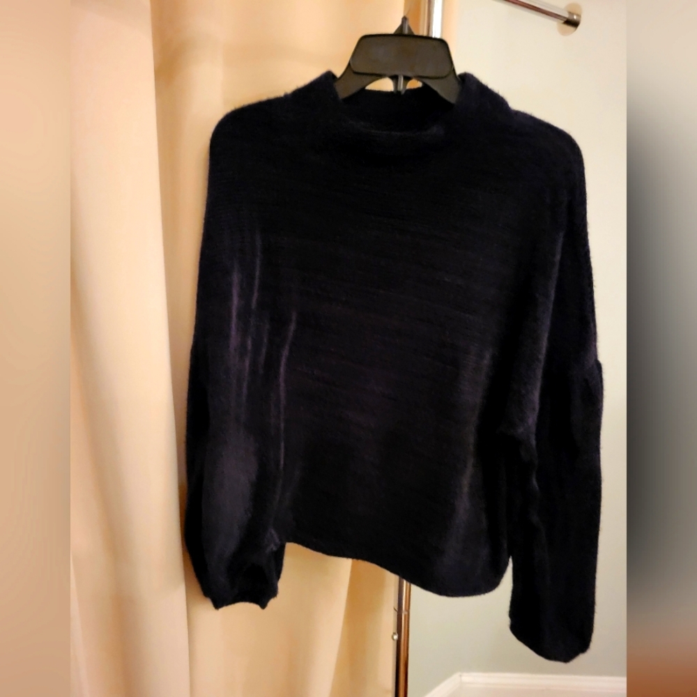 Women's Sanctuary Black Sweater